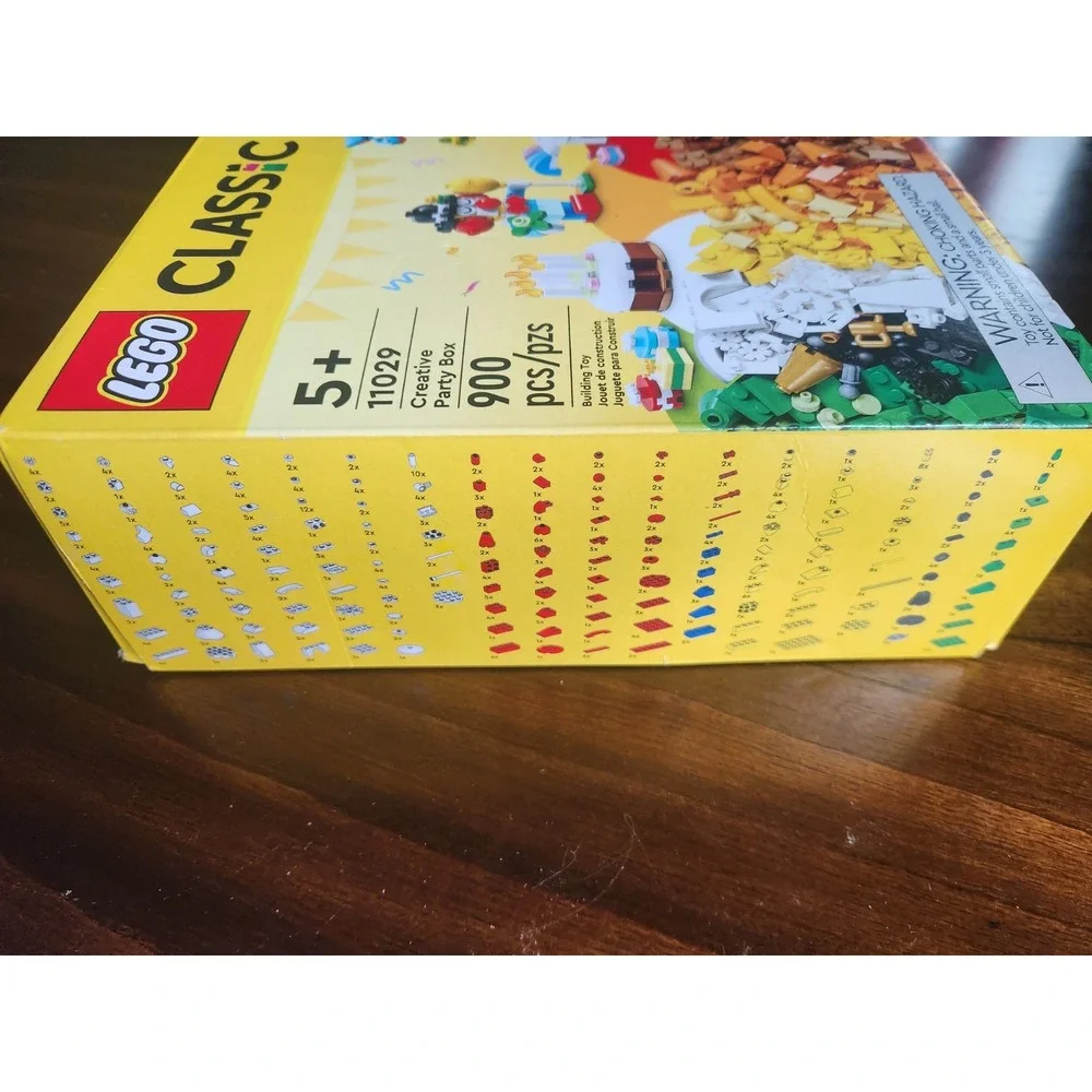 LEGO CLASSIC: Creative Party Box 11029 *New* Sealed bags* Read info. Retired!